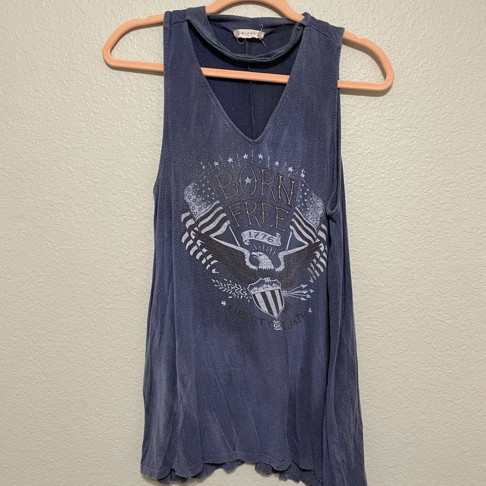 Super cute flowy tank top